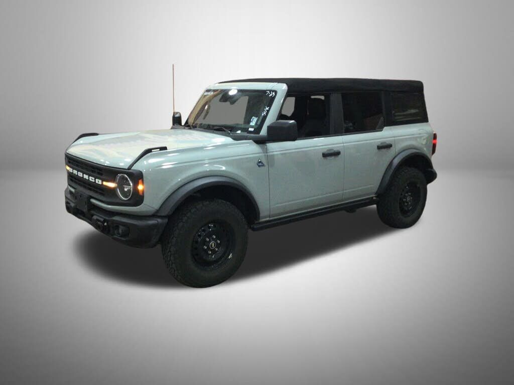 2022 FORD Bronco