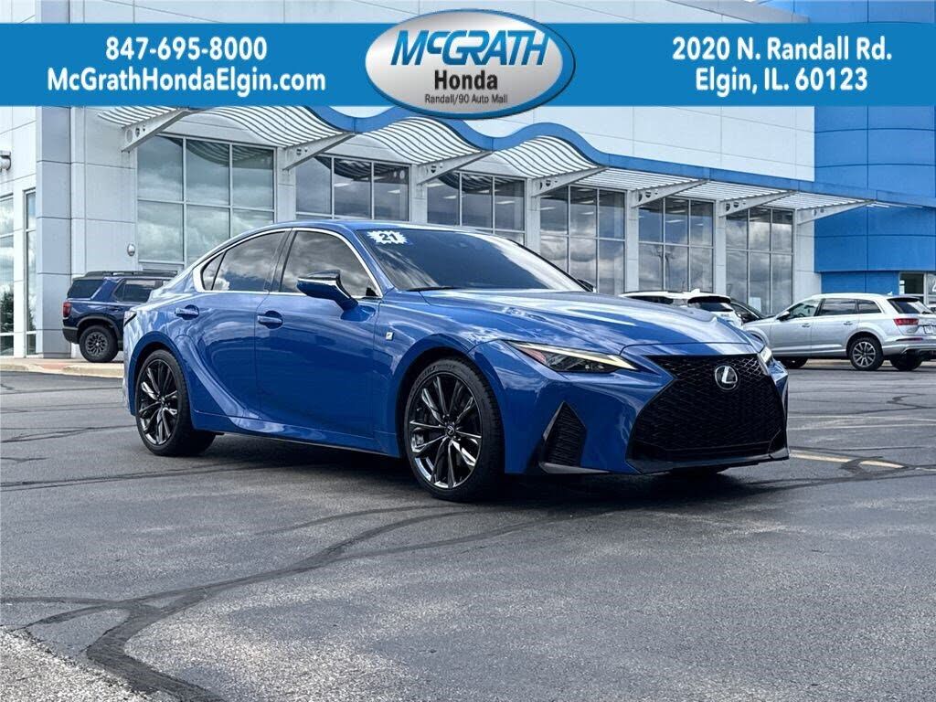 2021 LEXUS IS