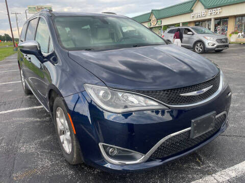 2017 CHRYSLER Pacifica