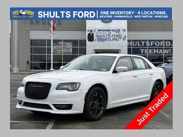2022 CHRYSLER 300