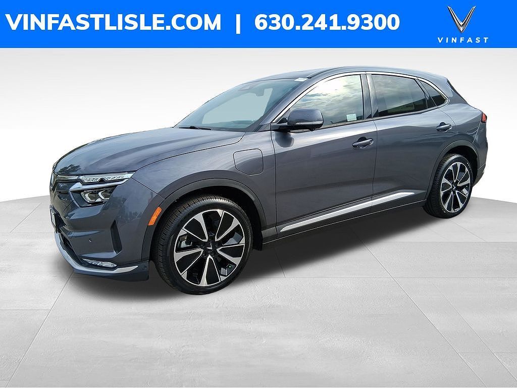 2025 VINFAST VF 8