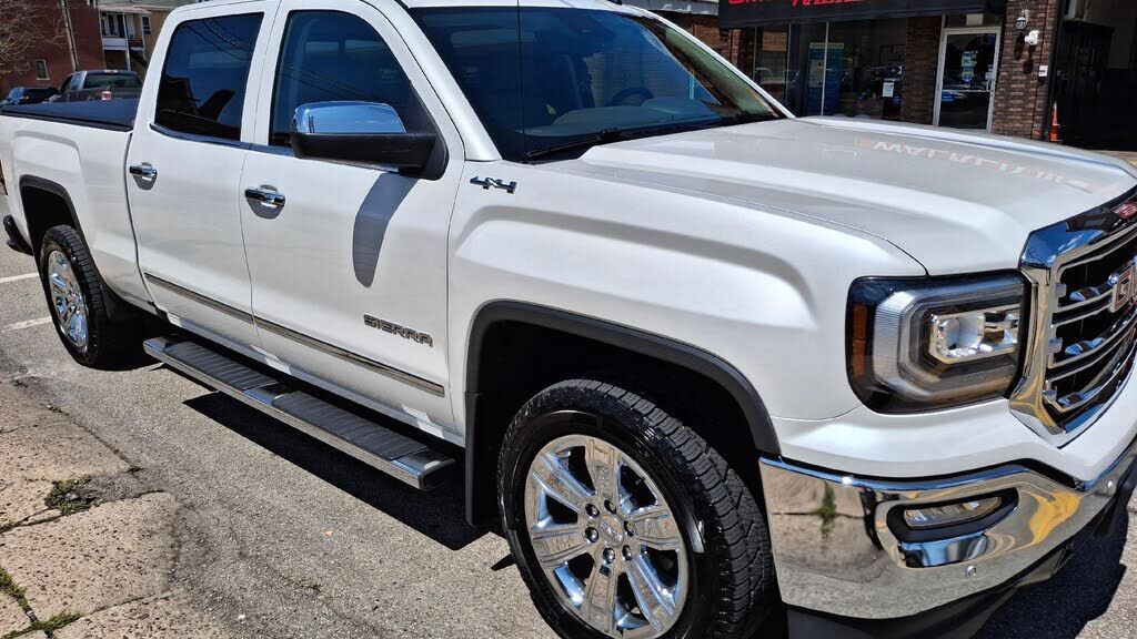 2017 GMC Sierra