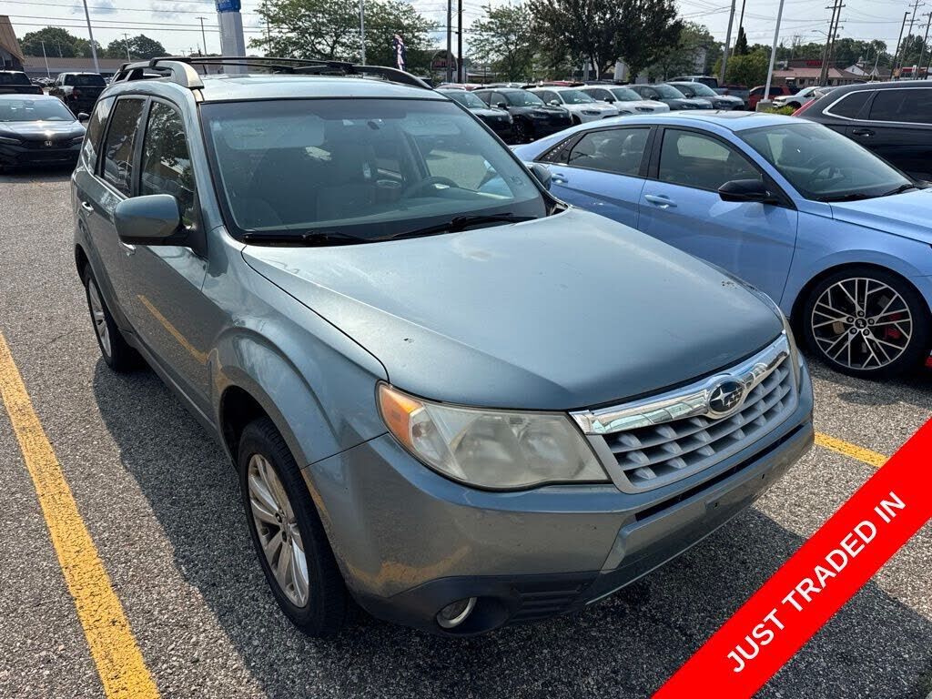 2011 SUBARU Forester