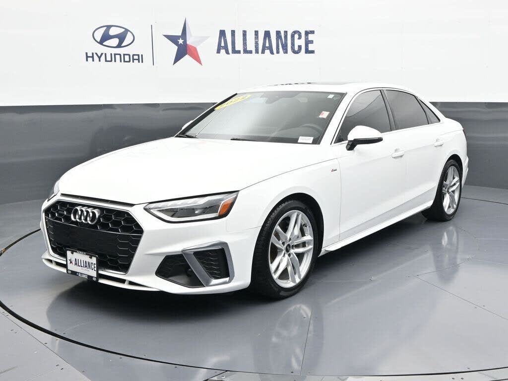 2022 AUDI A4