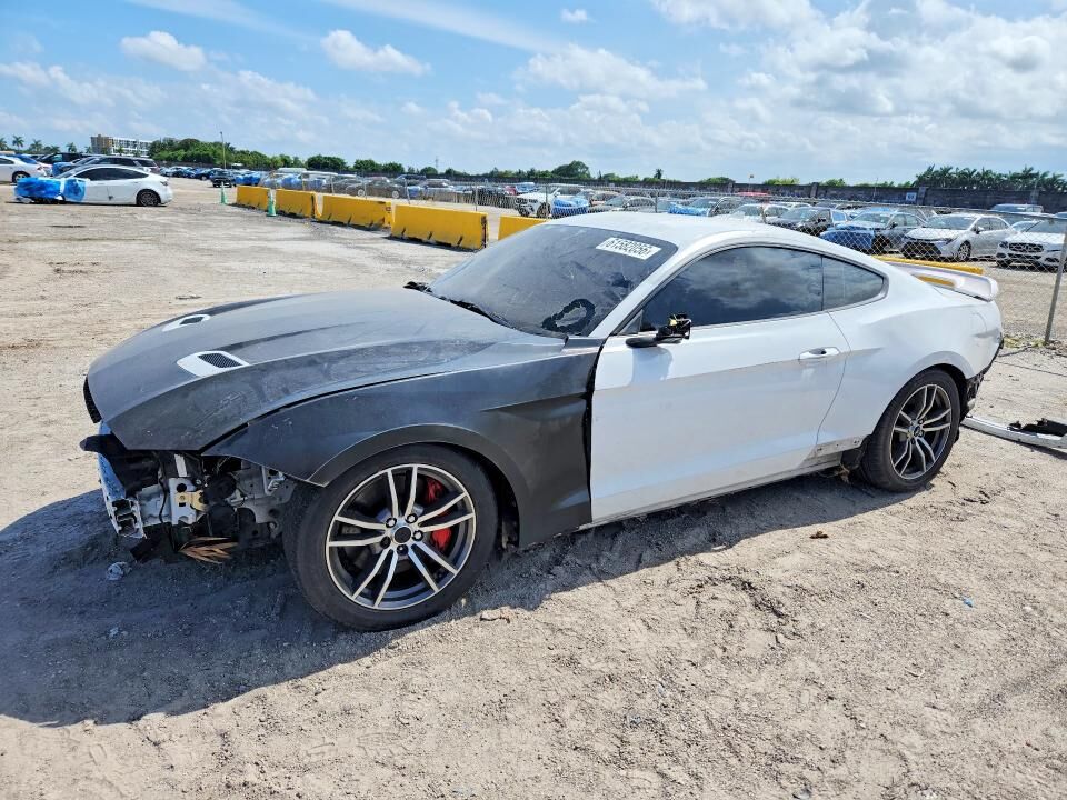 2020 FORD Mustang