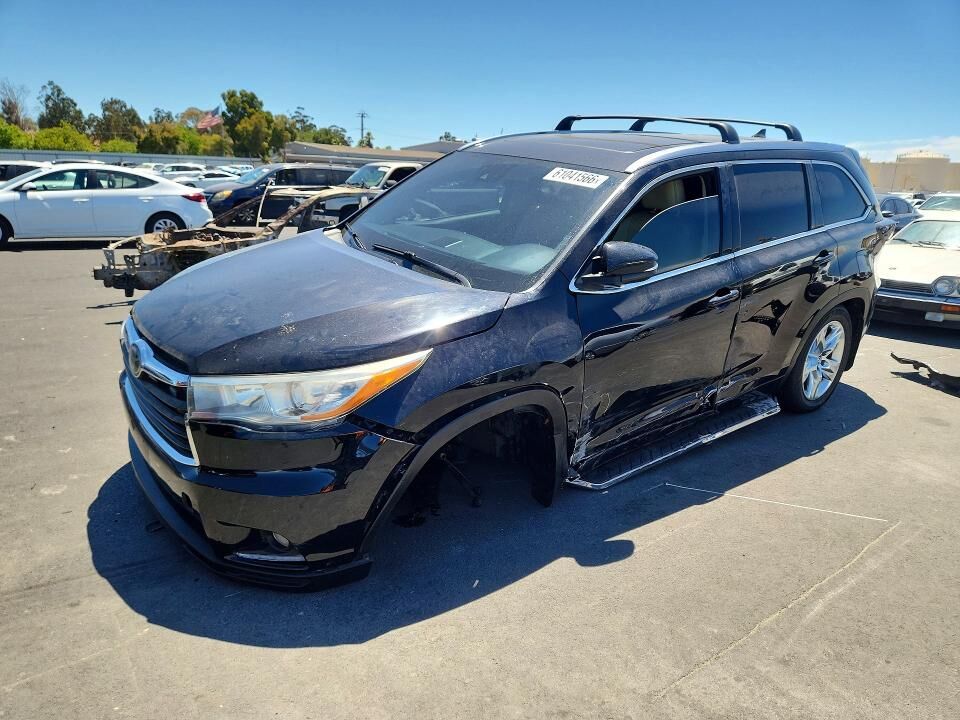 2016 TOYOTA Highlander