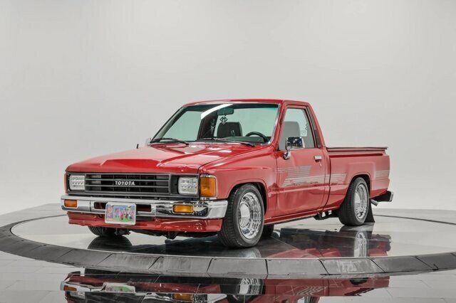 1987 TOYOTA Pick-Up