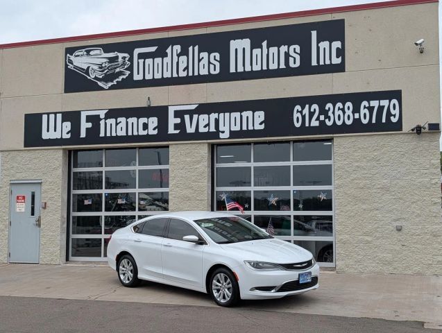 2016 CHRYSLER 200