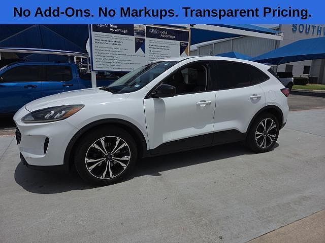 2021 FORD Escape