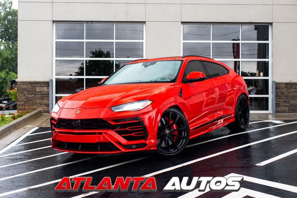 2019 LAMBORGHINI URUS