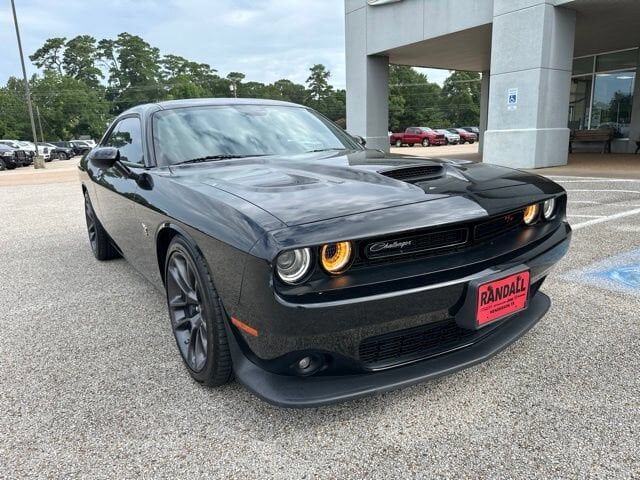 2022 DODGE Challenger