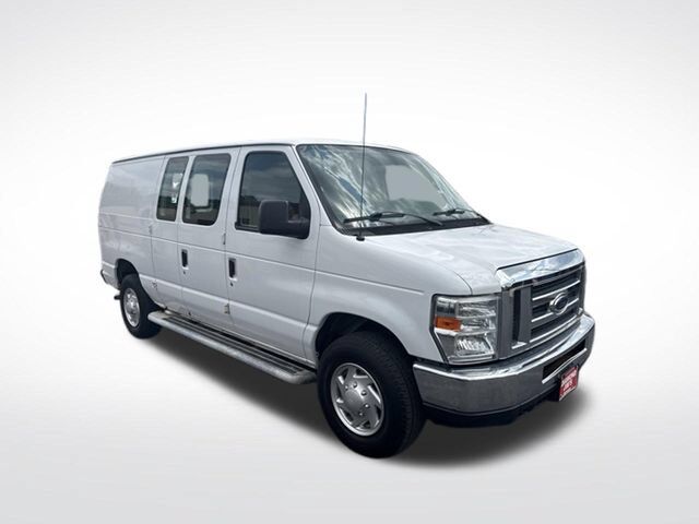 2012 FORD E-250