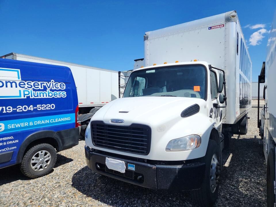 2022 FREIGHTLINER M2