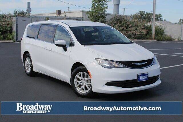 2017 CHRYSLER Pacifica
