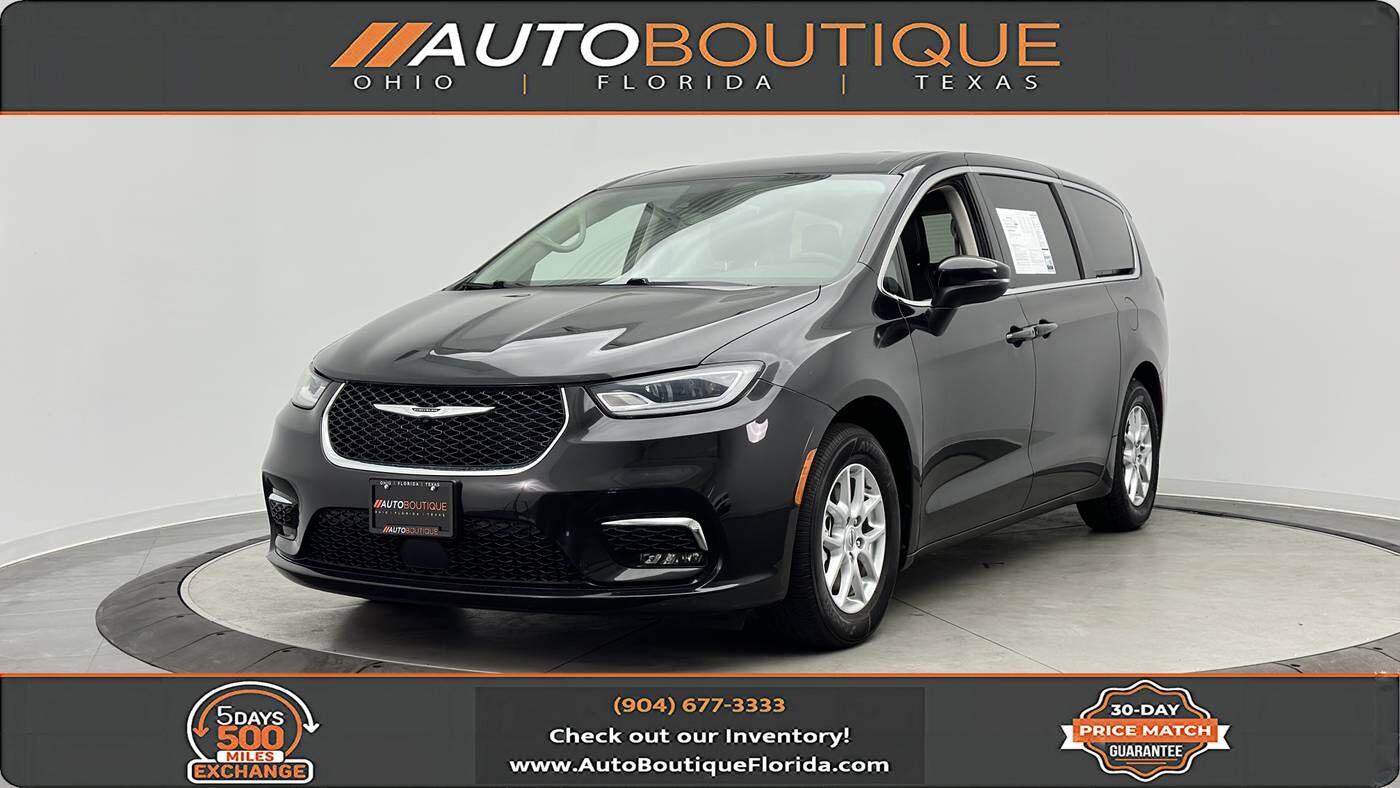 2023 CHRYSLER Pacifica