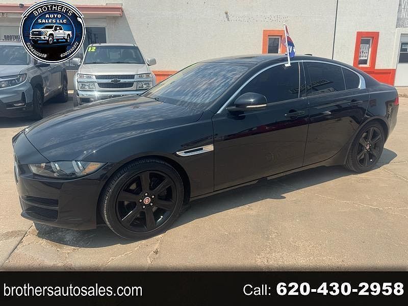 2017 JAGUAR XE