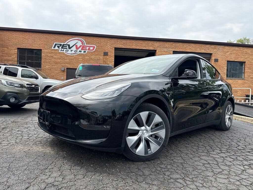 2020 TESLA Model Y