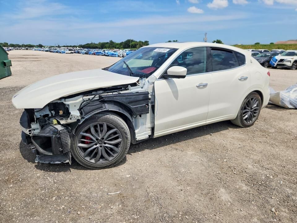 2019 MASERATI Levante