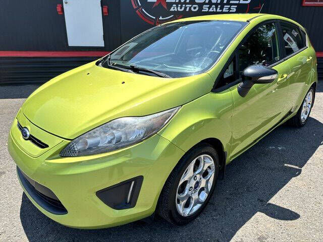 2013 FORD Fiesta