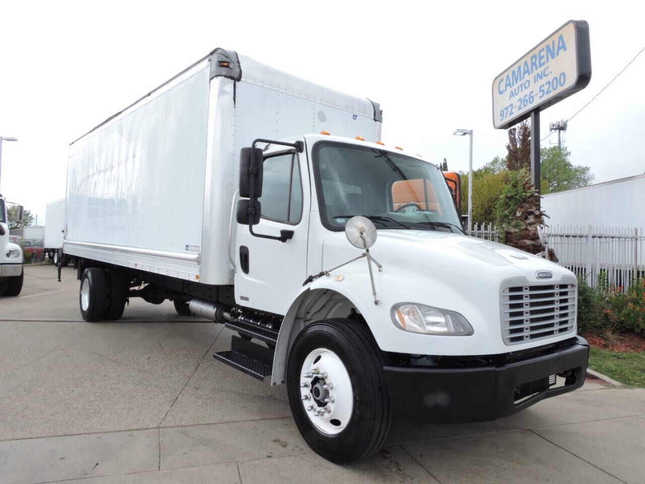 2012 FREIGHTLINER M2