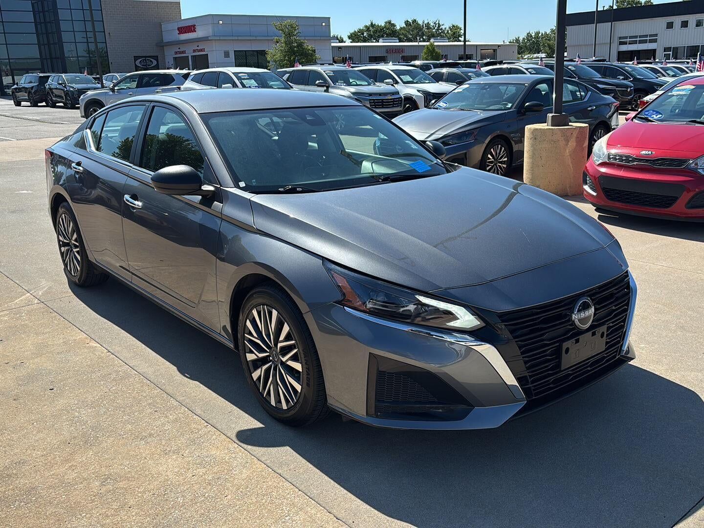 2025 NISSAN Altima