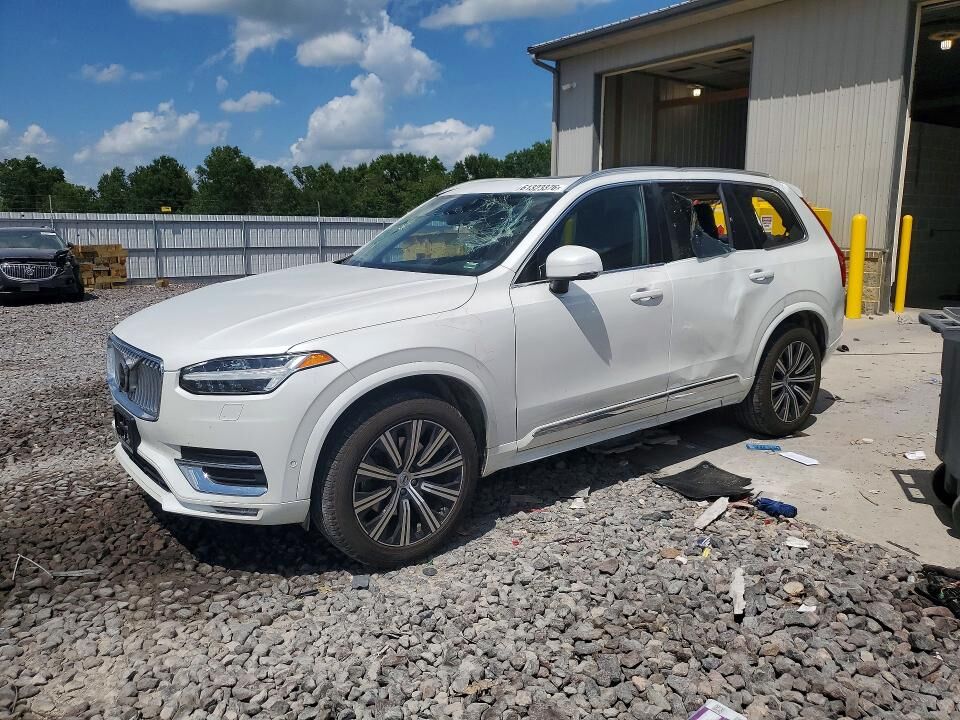 2025 VOLVO XC90