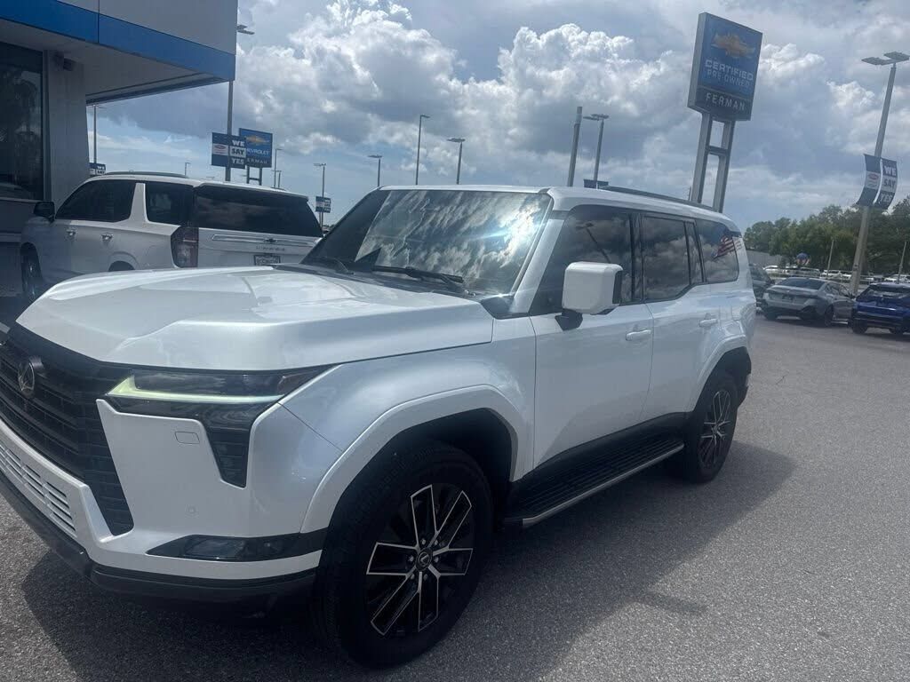 2024 LEXUS GX