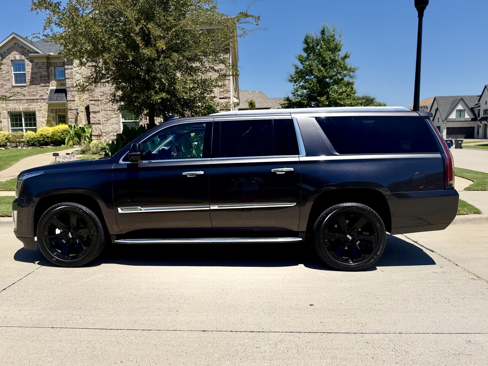 2018 CADILLAC Escalade ESV