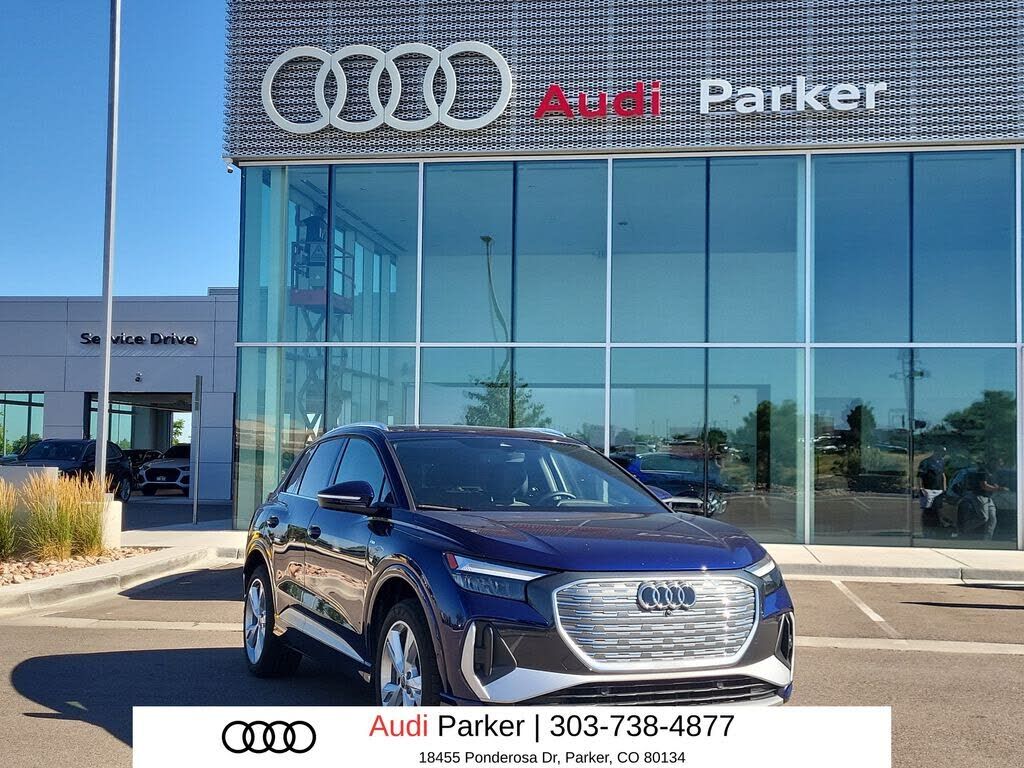 2023 AUDI Q4