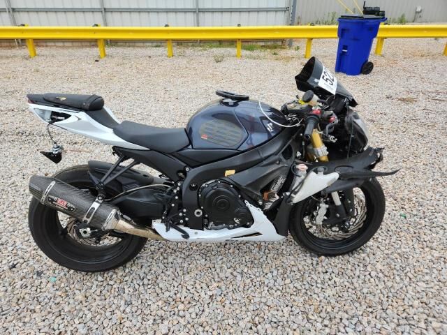 2015 SUZUKI GSX-R750L