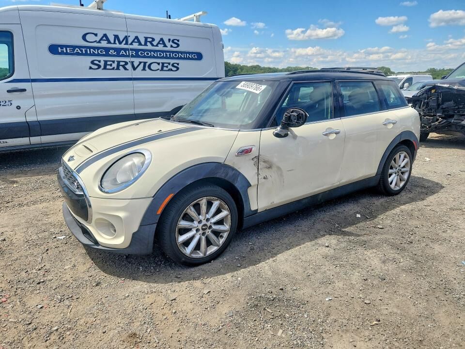 2016 MINI Clubman