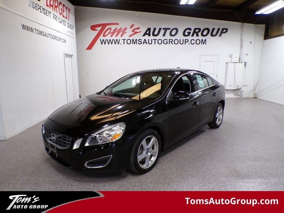 2013 VOLVO S60
