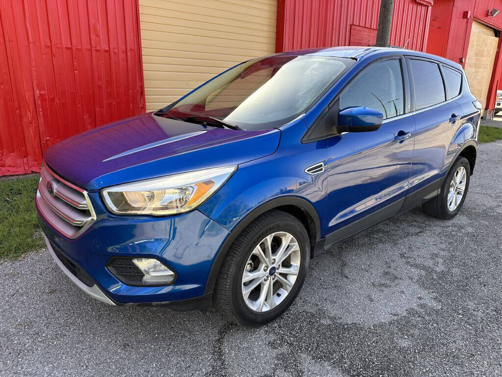 2017 FORD Escape