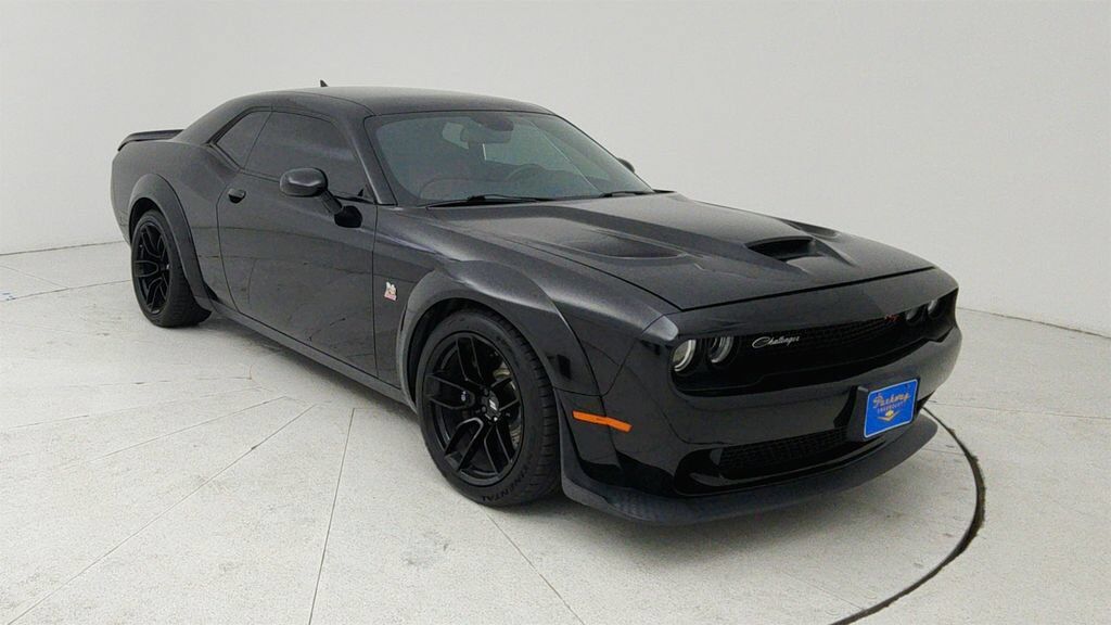 2020 DODGE Challenger