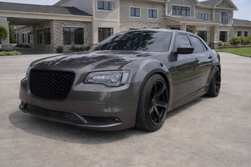 2018 CHRYSLER 300