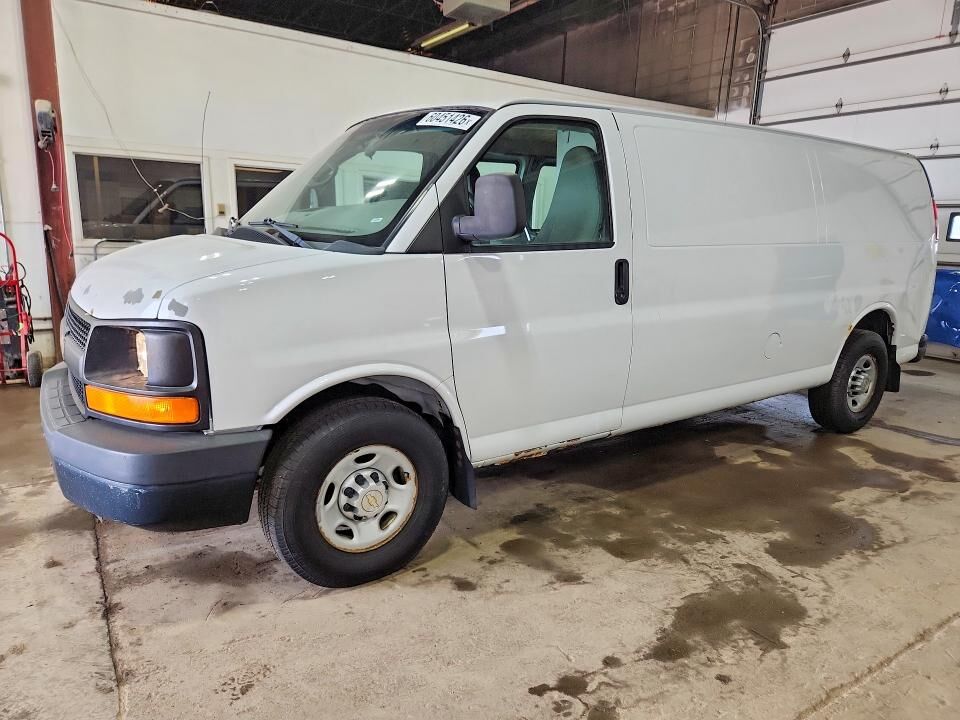 2012 CHEVROLET Express