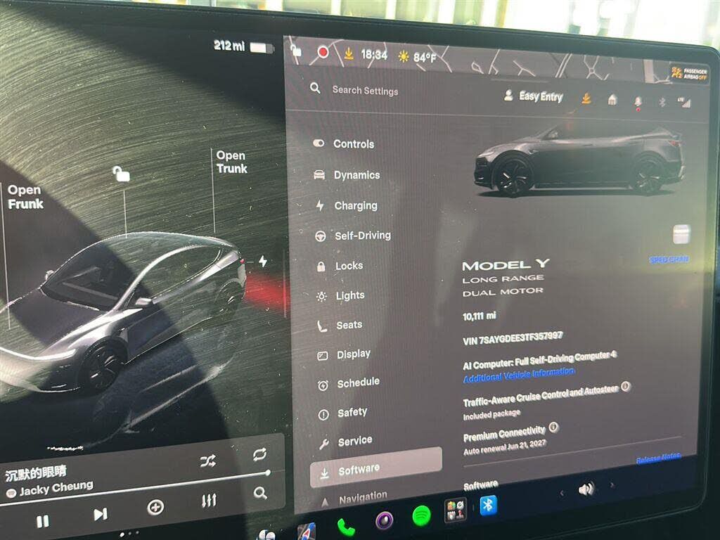 2026 TESLA Model Y