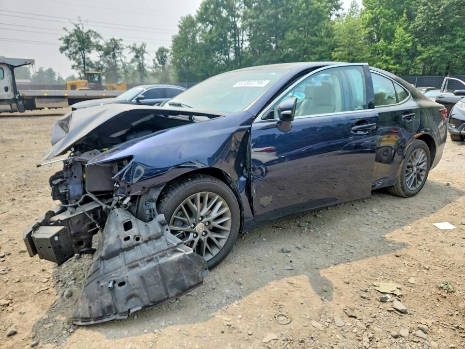 2018 LEXUS ES