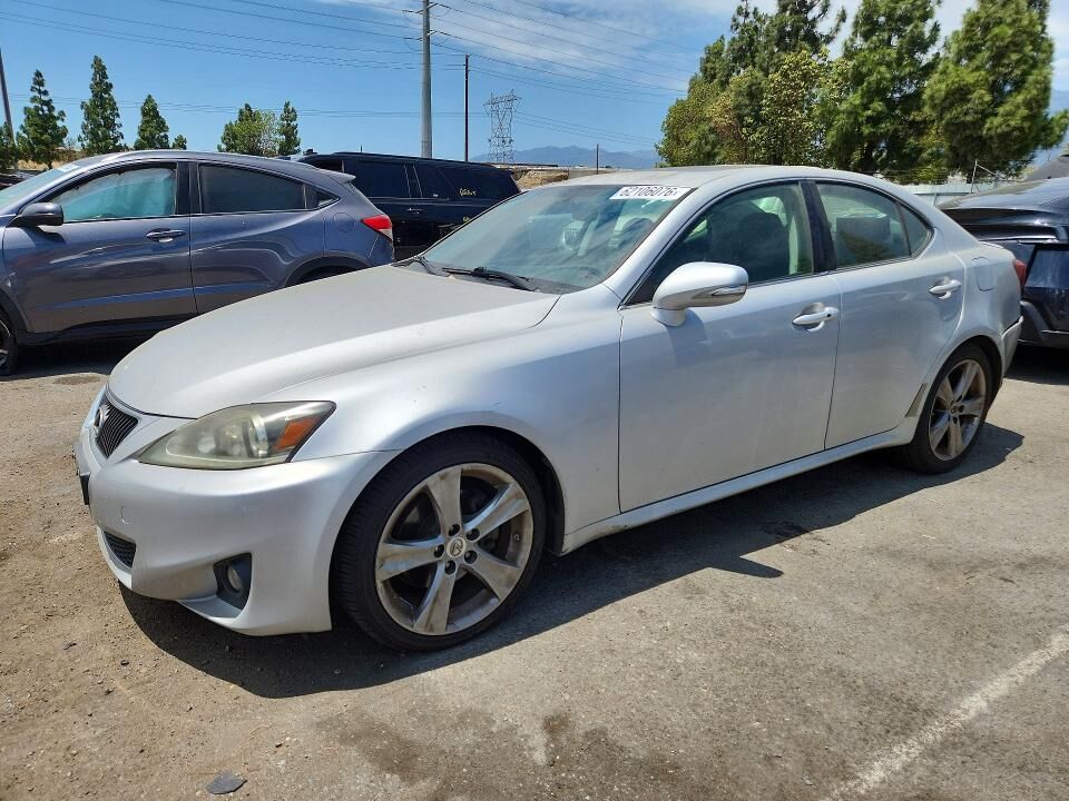 2011 LEXUS IS