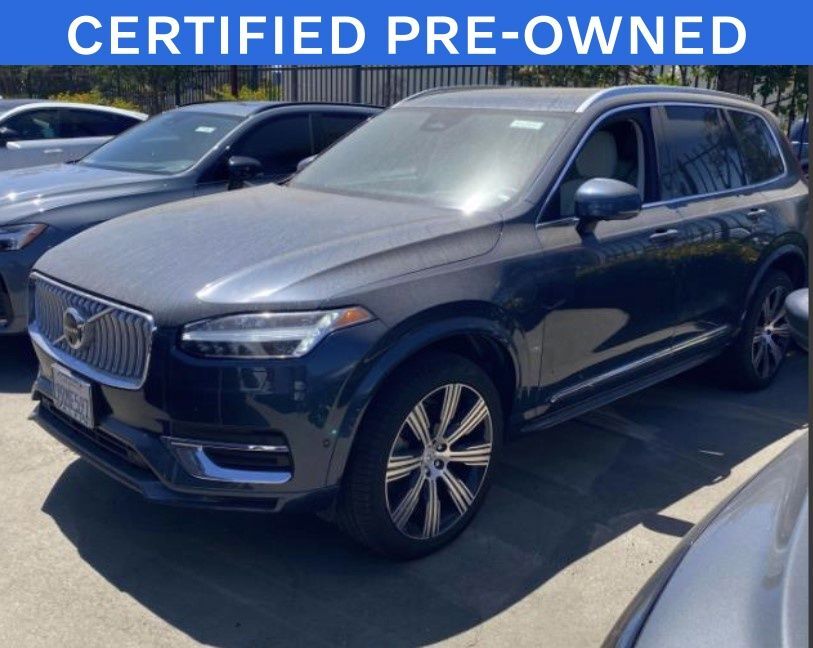 2025 VOLVO XC90
