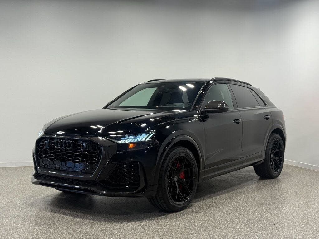 2021 AUDI RS Q8