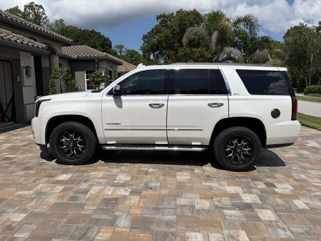 2017 GMC Yukon