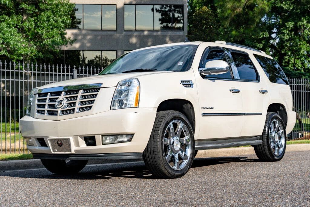 2011 CADILLAC Escalade