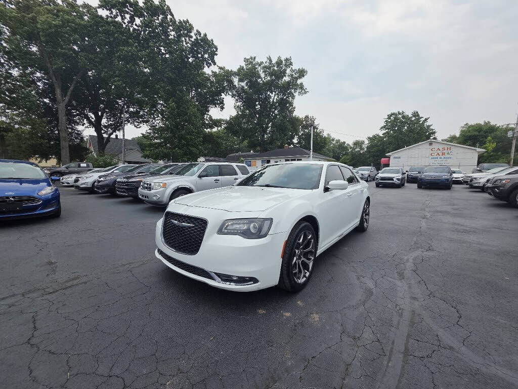 2016 CHRYSLER 300