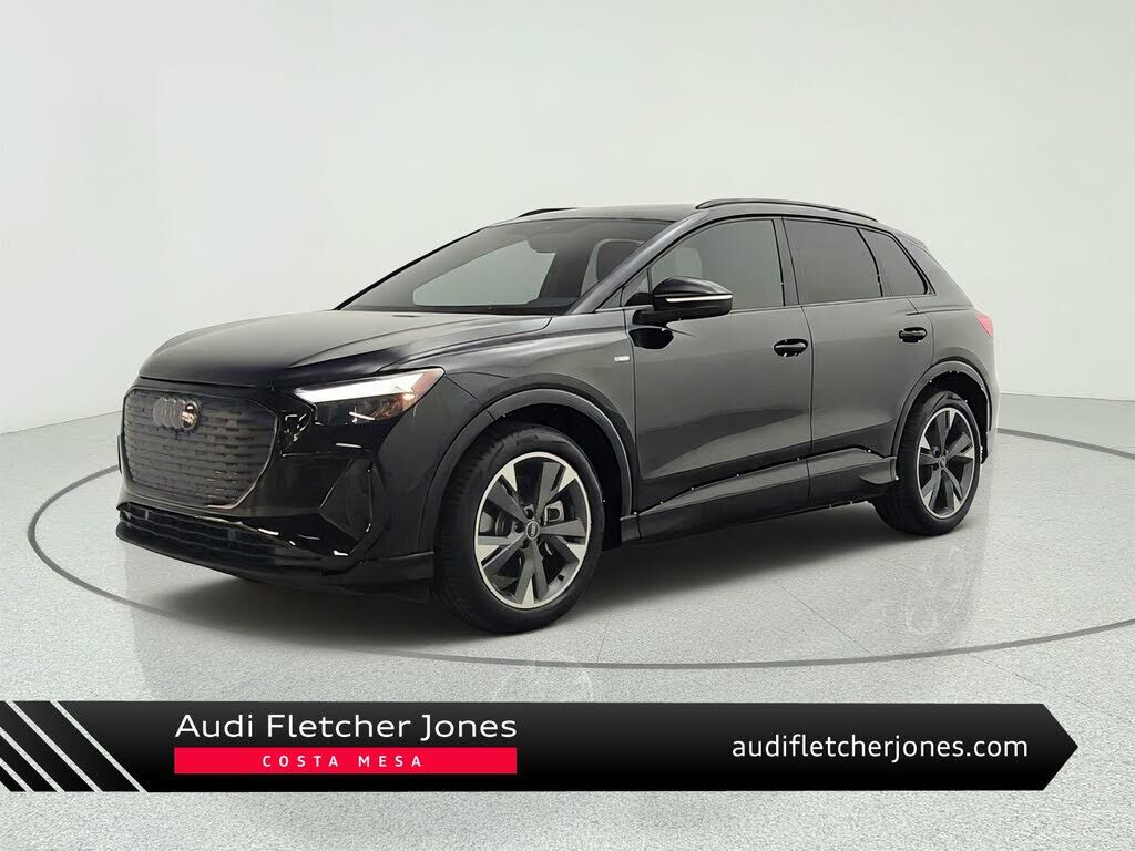 2024 AUDI Q4