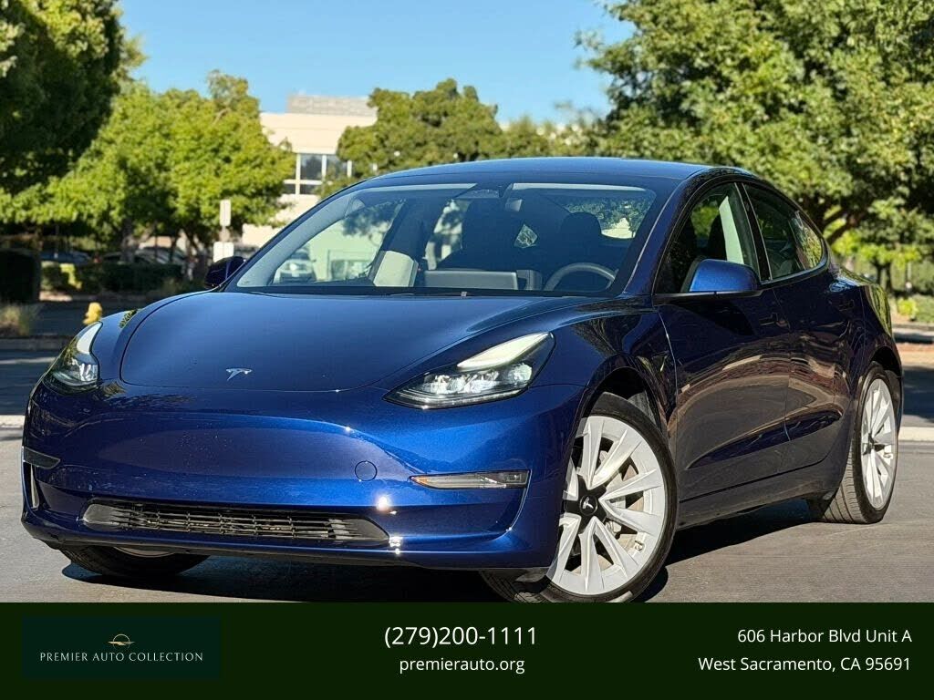 2023 TESLA Model 3