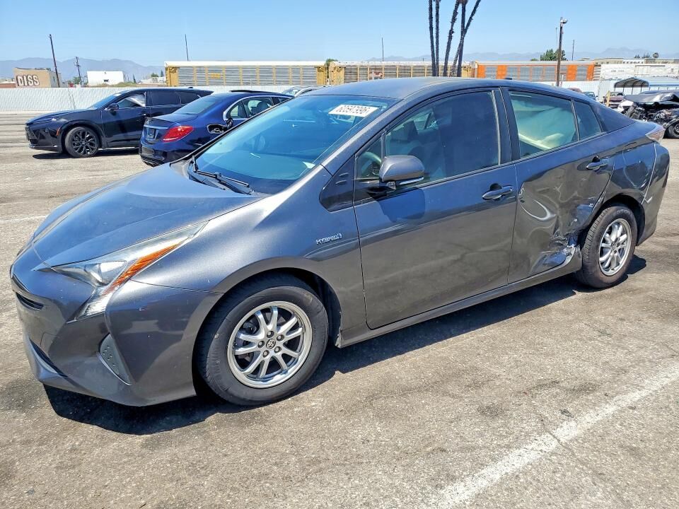 2016 TOYOTA PRIUS