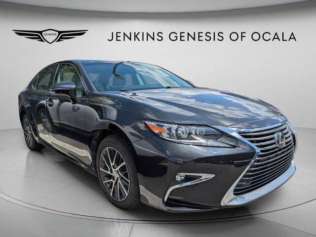 2018 LEXUS ES