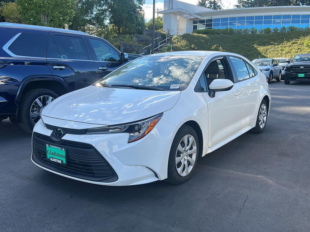 2023 TOYOTA Corolla