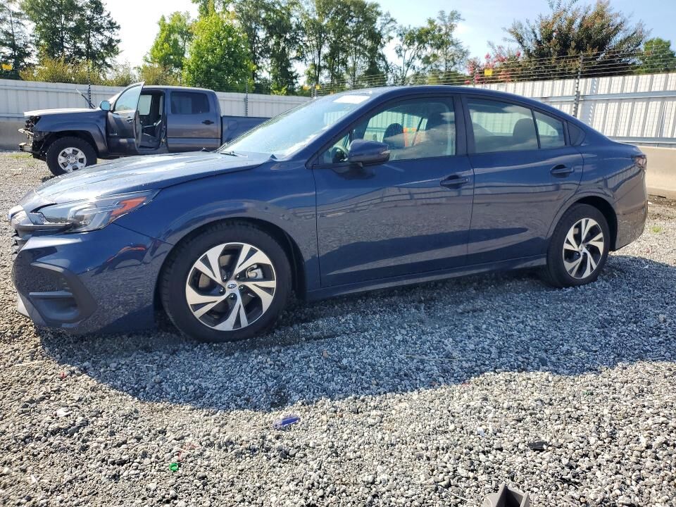 2025 SUBARU Legacy